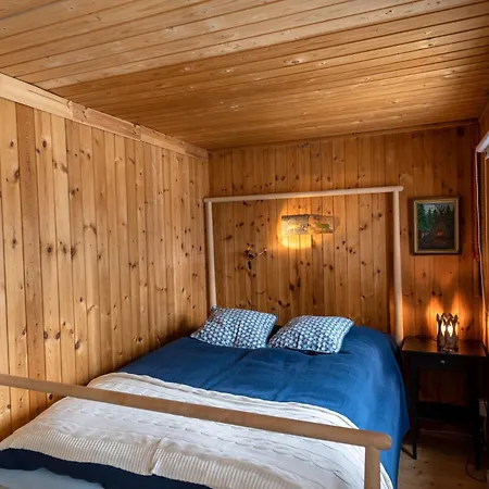 Private Island Vesi - The White Blue Wilderness Inari