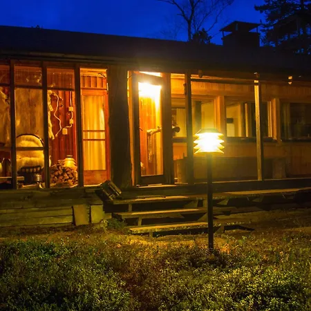 Private Island Vesi - The White Blue Wilderness * אינארי